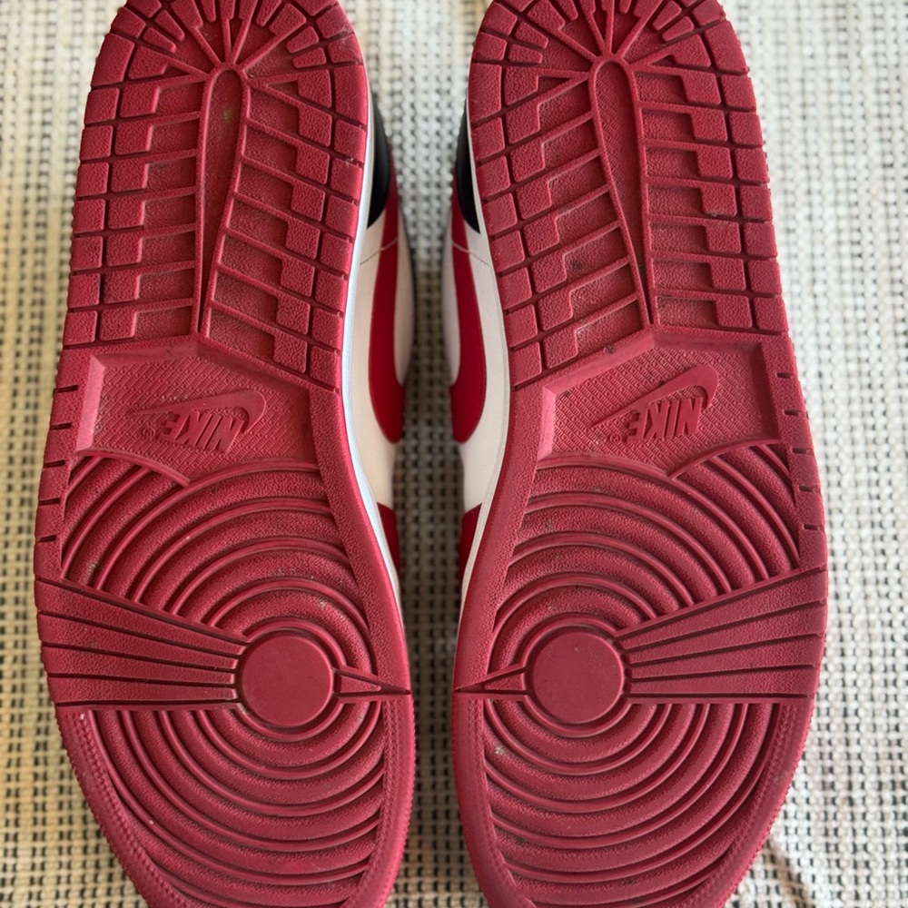 Air Jordan 1 Low “Black Toe” (2023 Retro) - Picture 5 of 5